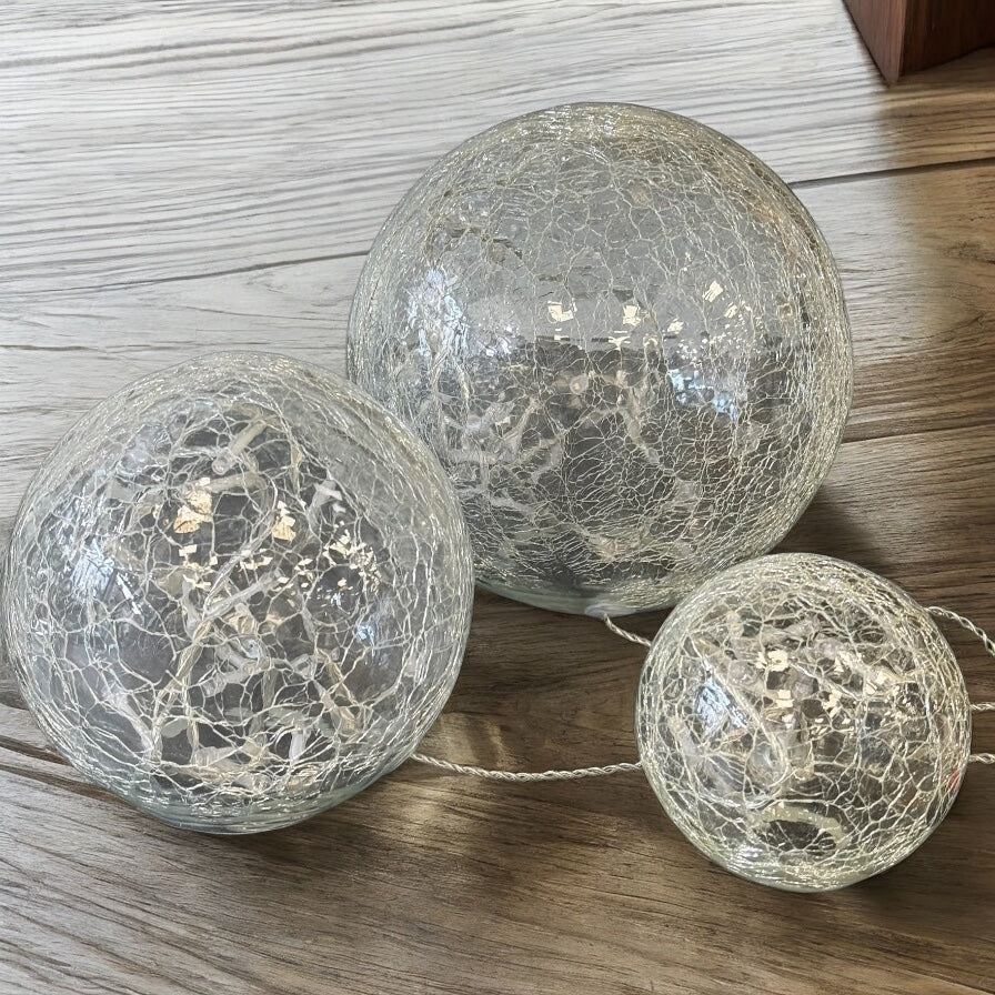 Decorative Light Trio Of Crackle Effect Balls - Clear