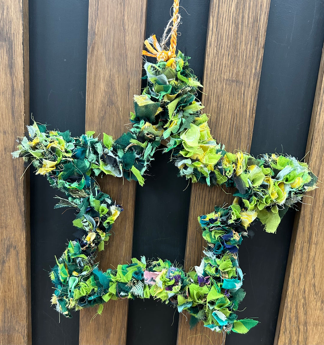 Recycled Sari Fabric Wreath - Green Star