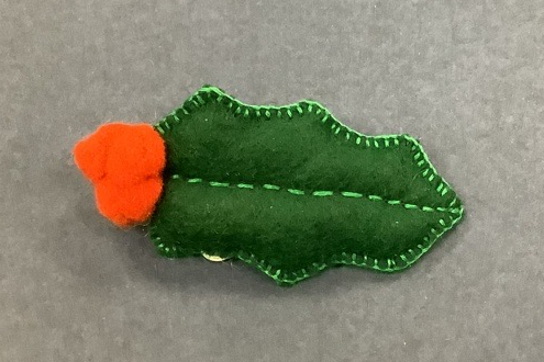 Single Holly Leaf Brooch
