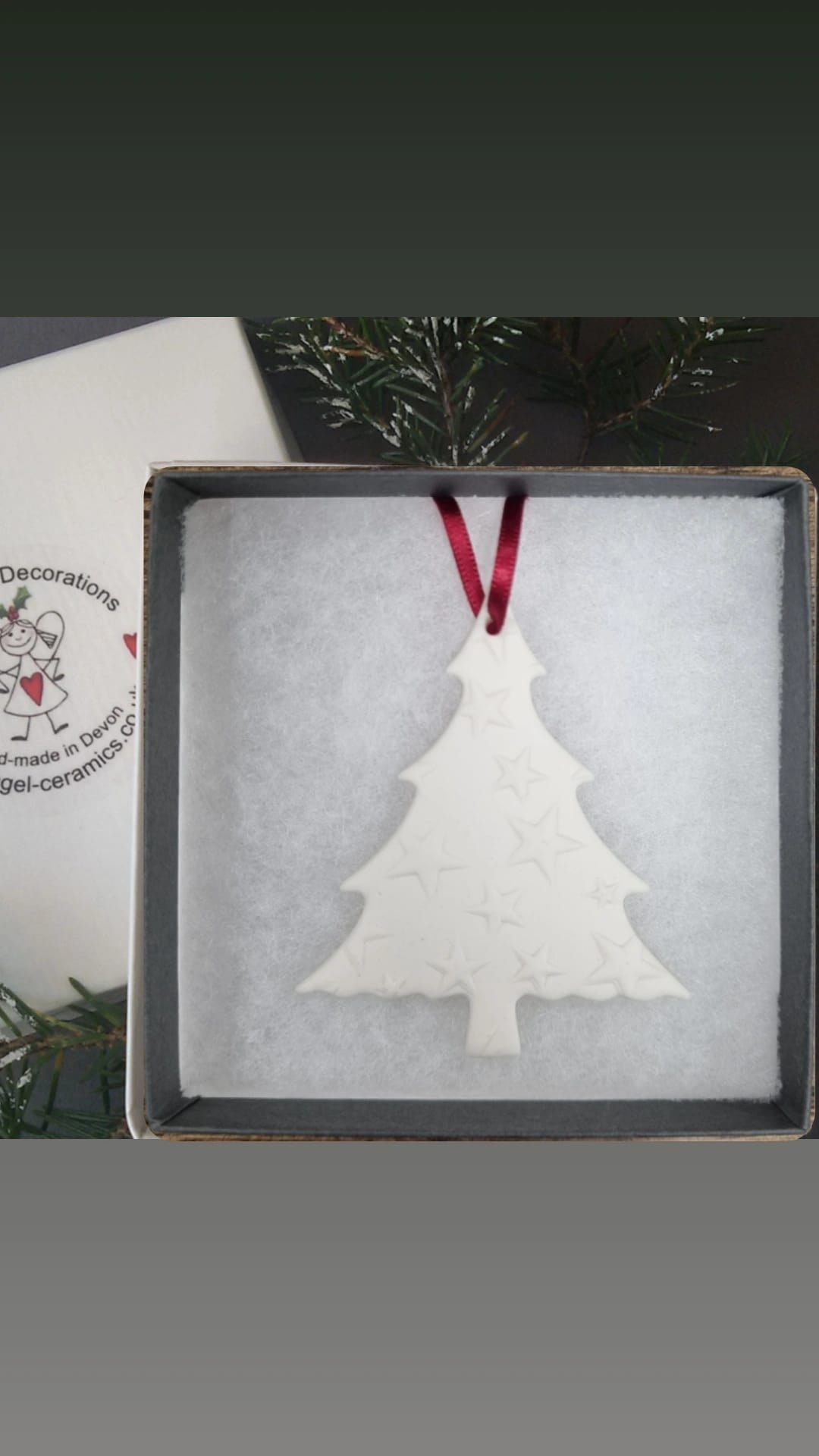 Winter Tree Hanging Decoration - Raised Stars
