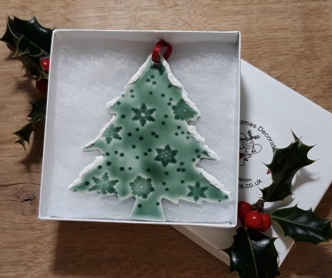 Green Glazed Tree  - Flakes+snow 80
