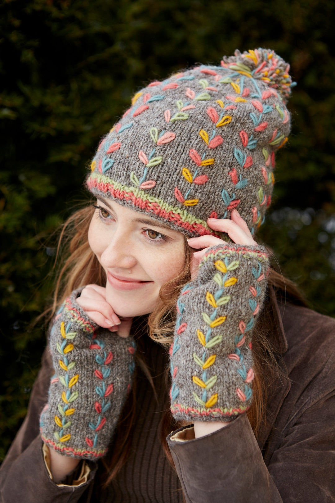 Kylemore Bobble Hat- Grey