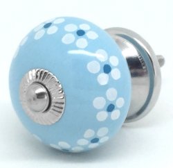 Pastel Blue Daisy Chain Knob