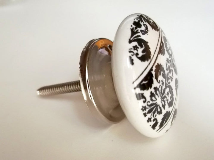 Black and White Pattern Knob