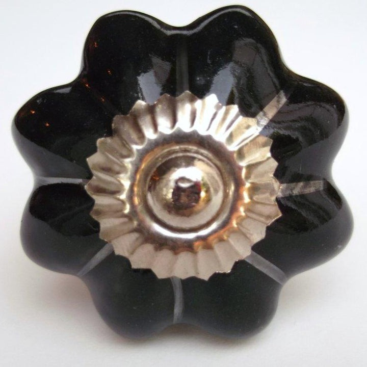 Black Flower Knob