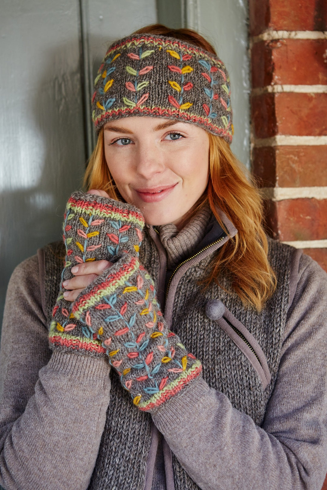 Kylemore Handwarmers - Grey