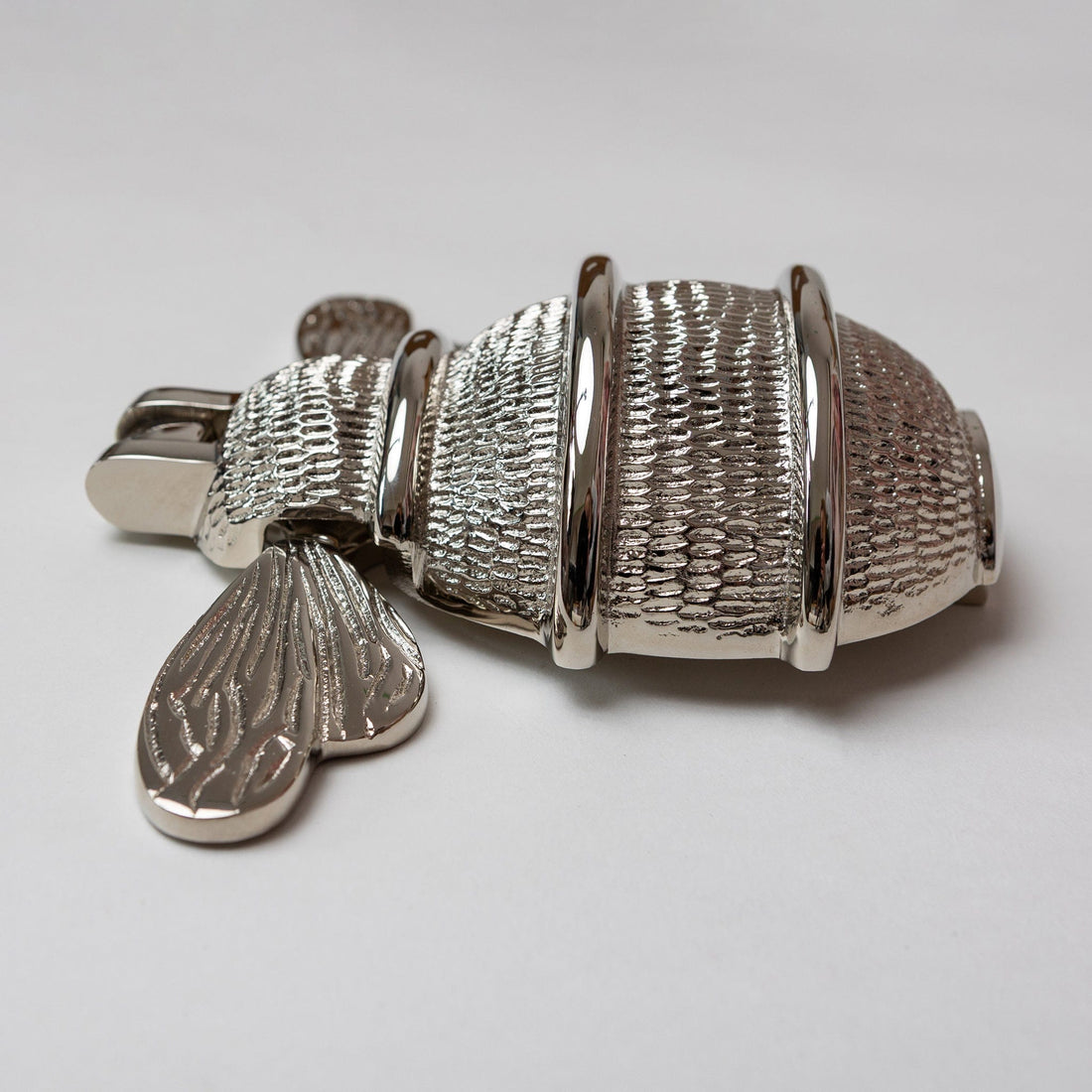 Queen Bee Premium Size Door Knocker - Nickel
