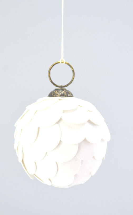 White Paper Scallop Hanging Bauble