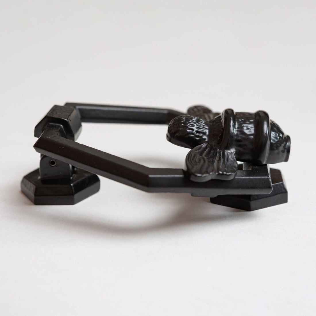 Honeycombe Bee Door Knocker - Black