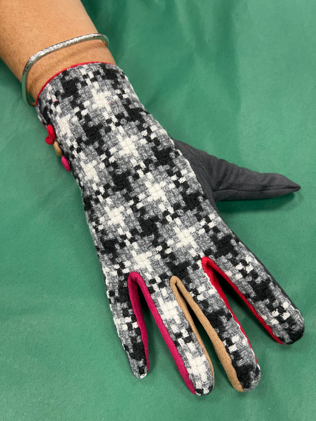 Ladies Dog Tooth Check Gloves - Grey