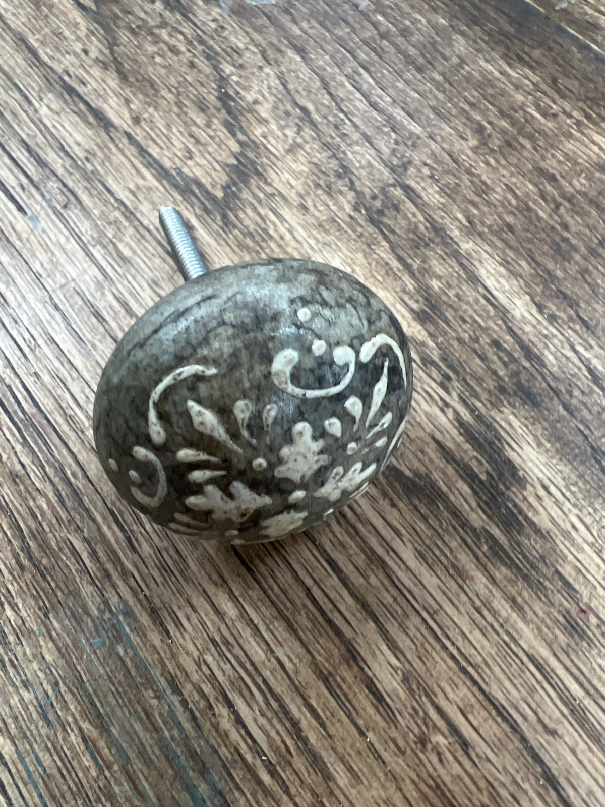 Grey With Cream Piped Pattern Round Knob
