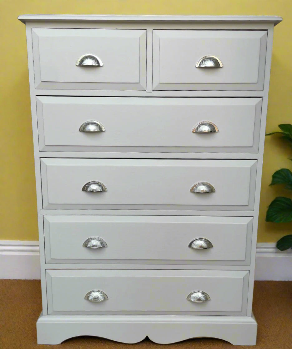 Pine Chest of Drawers