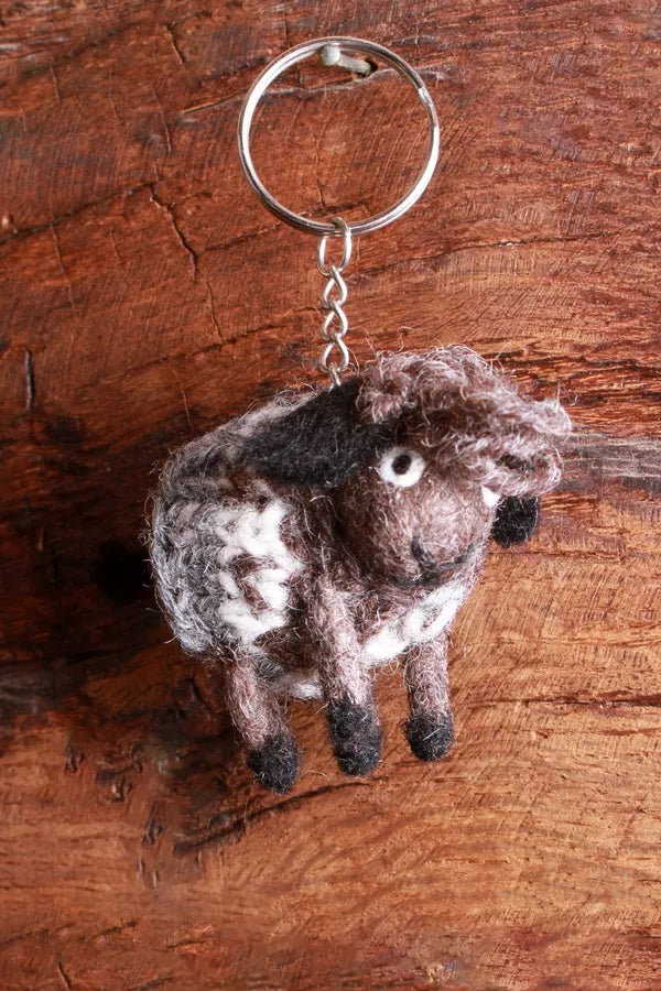 Tank Top Tina Keyring