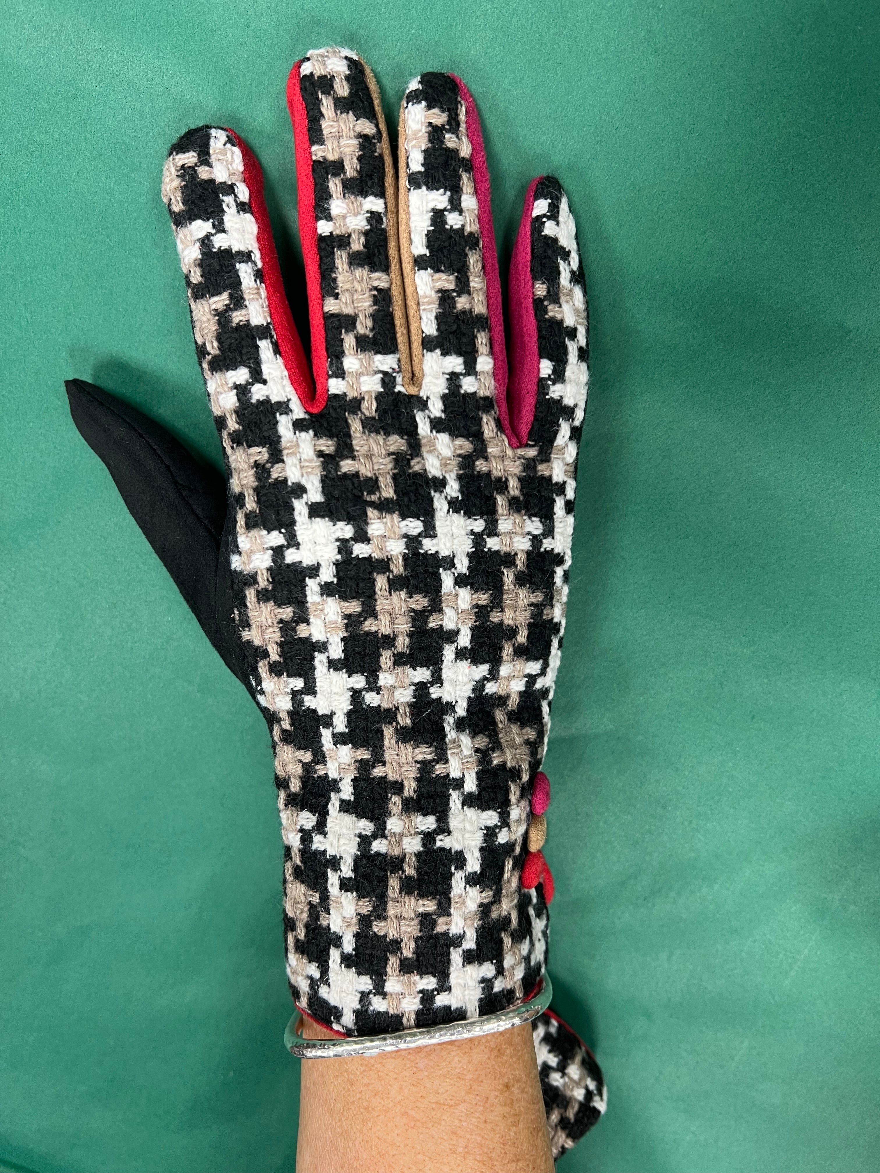 Ladies Dog Tooth Check Gloves - Black