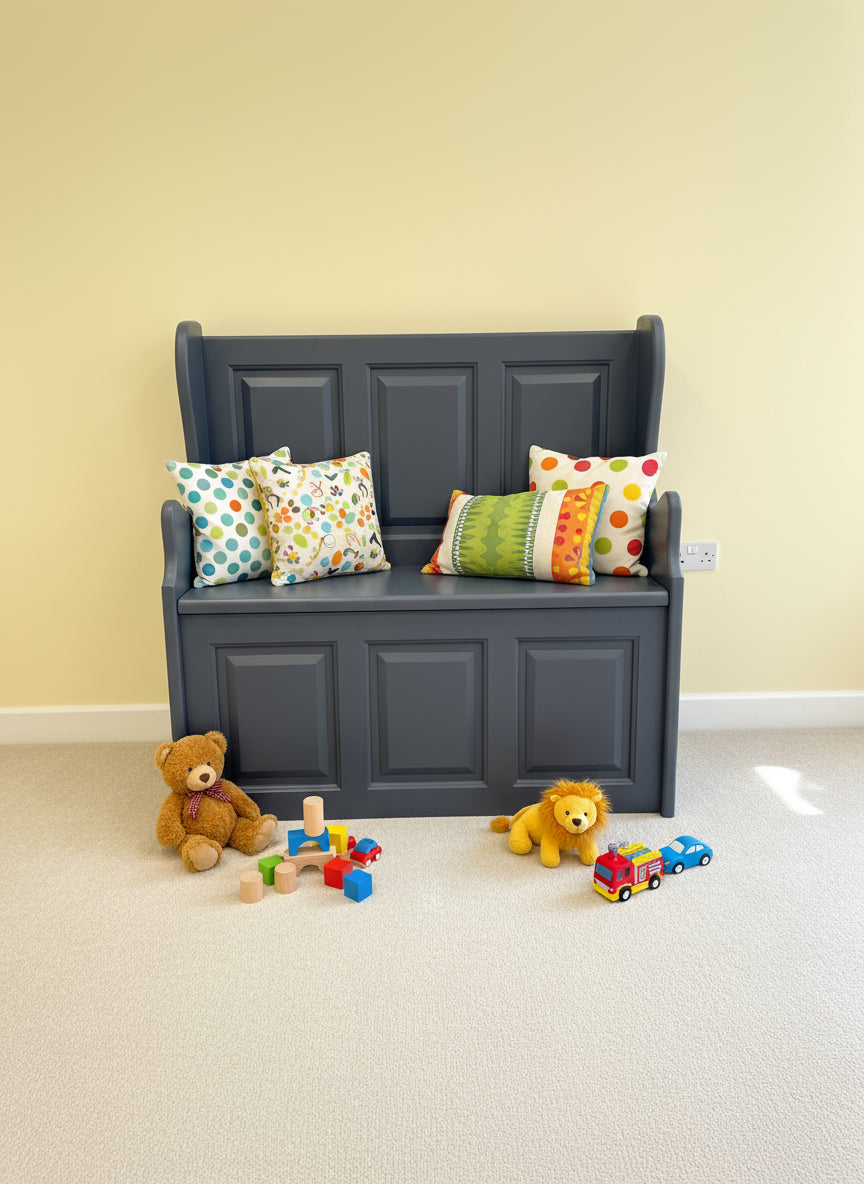 Pine Settle (Monk's bench)