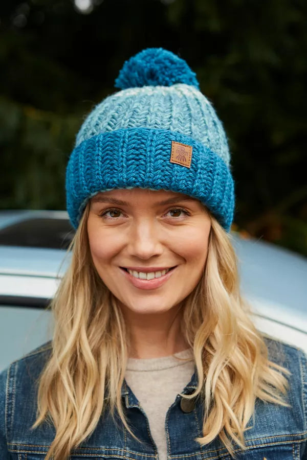 Cotopaxi Bobble Hat - Teal