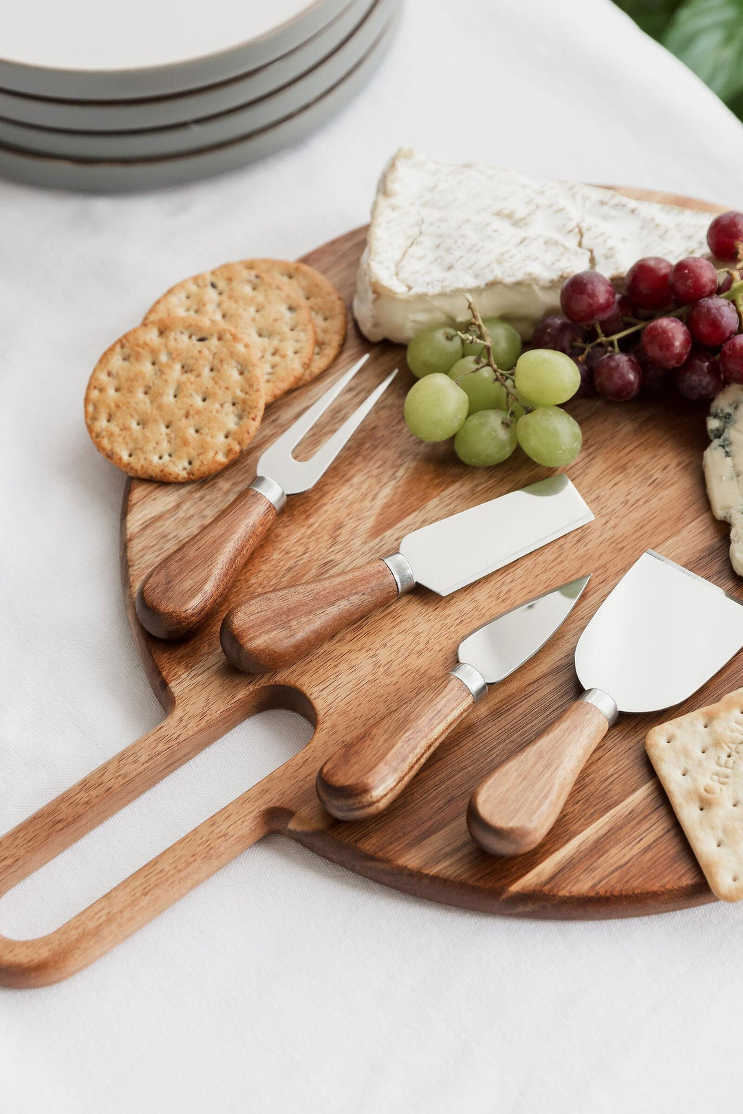 Eclipse Acacia Chopping Board