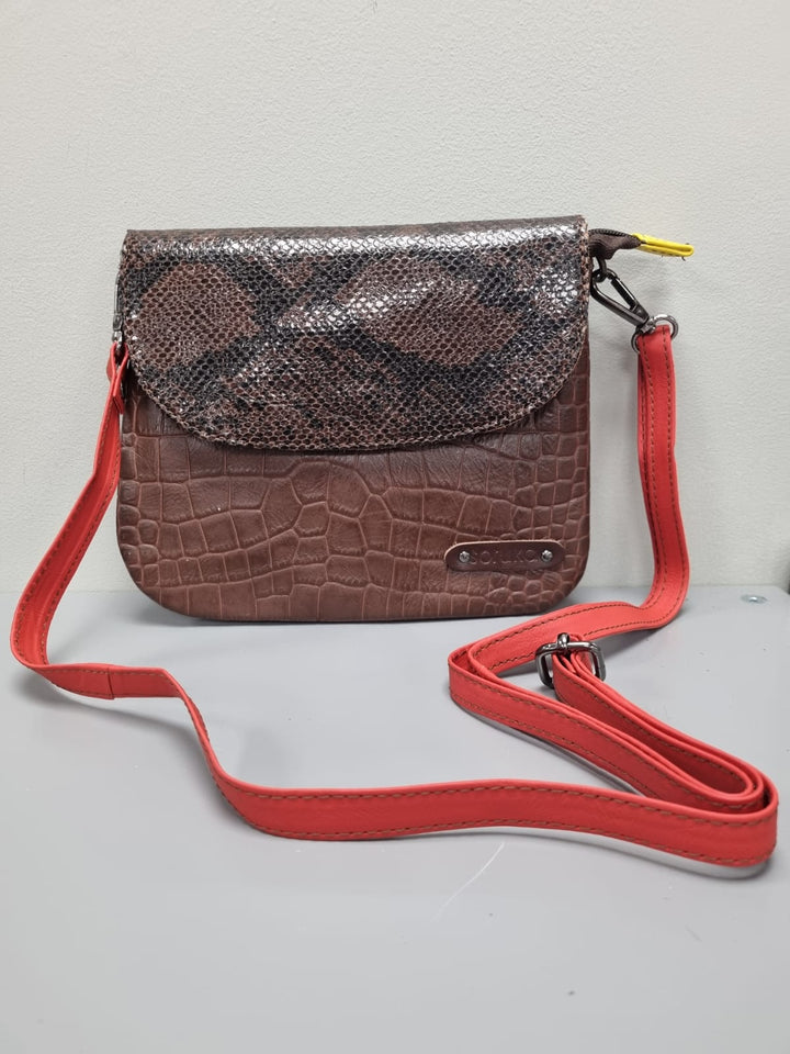 Scarlet Leather Clutch Bag - Brown