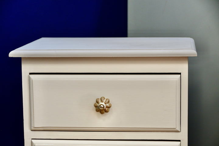 Pine Bedside Chest