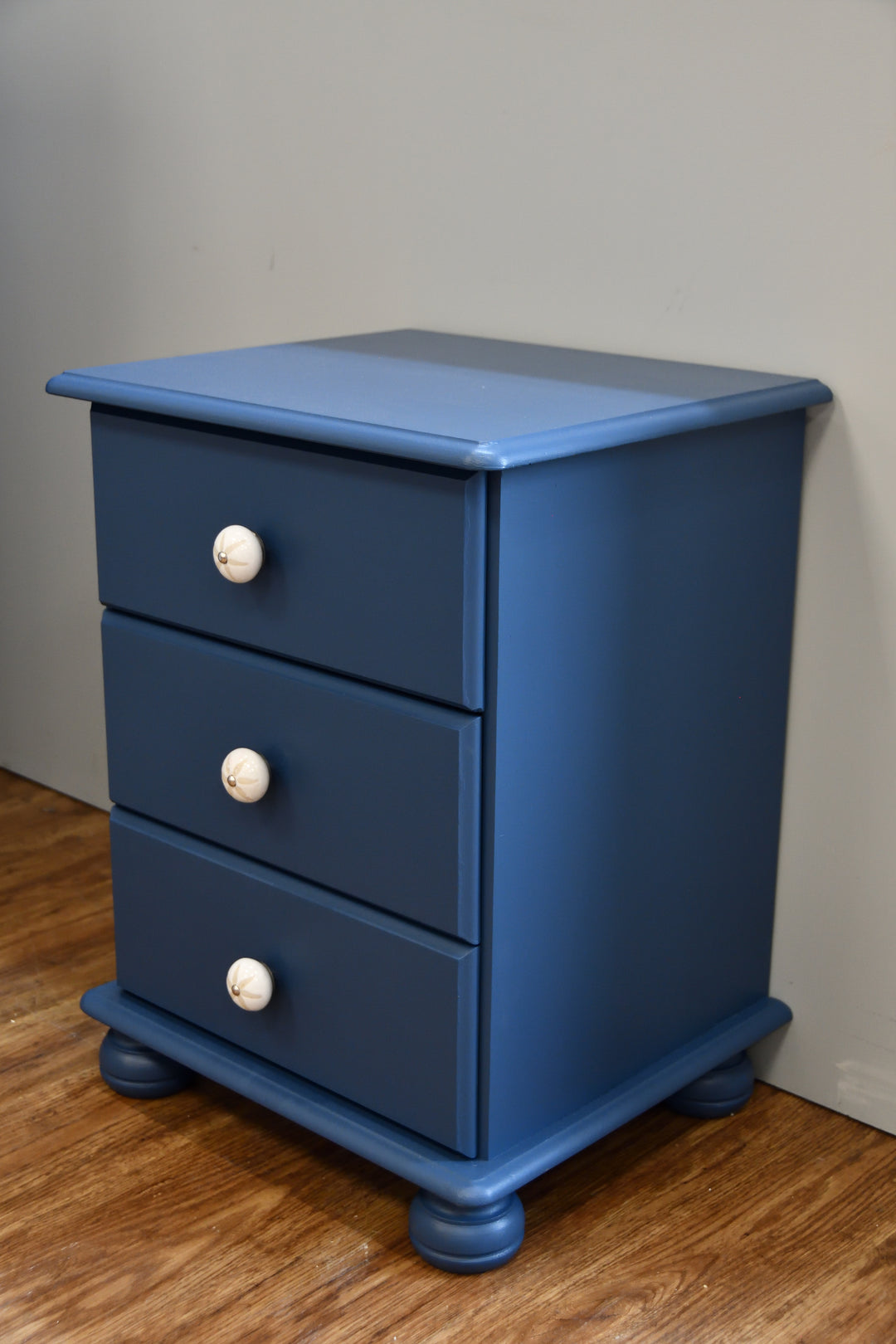 Pine Bedside Chest