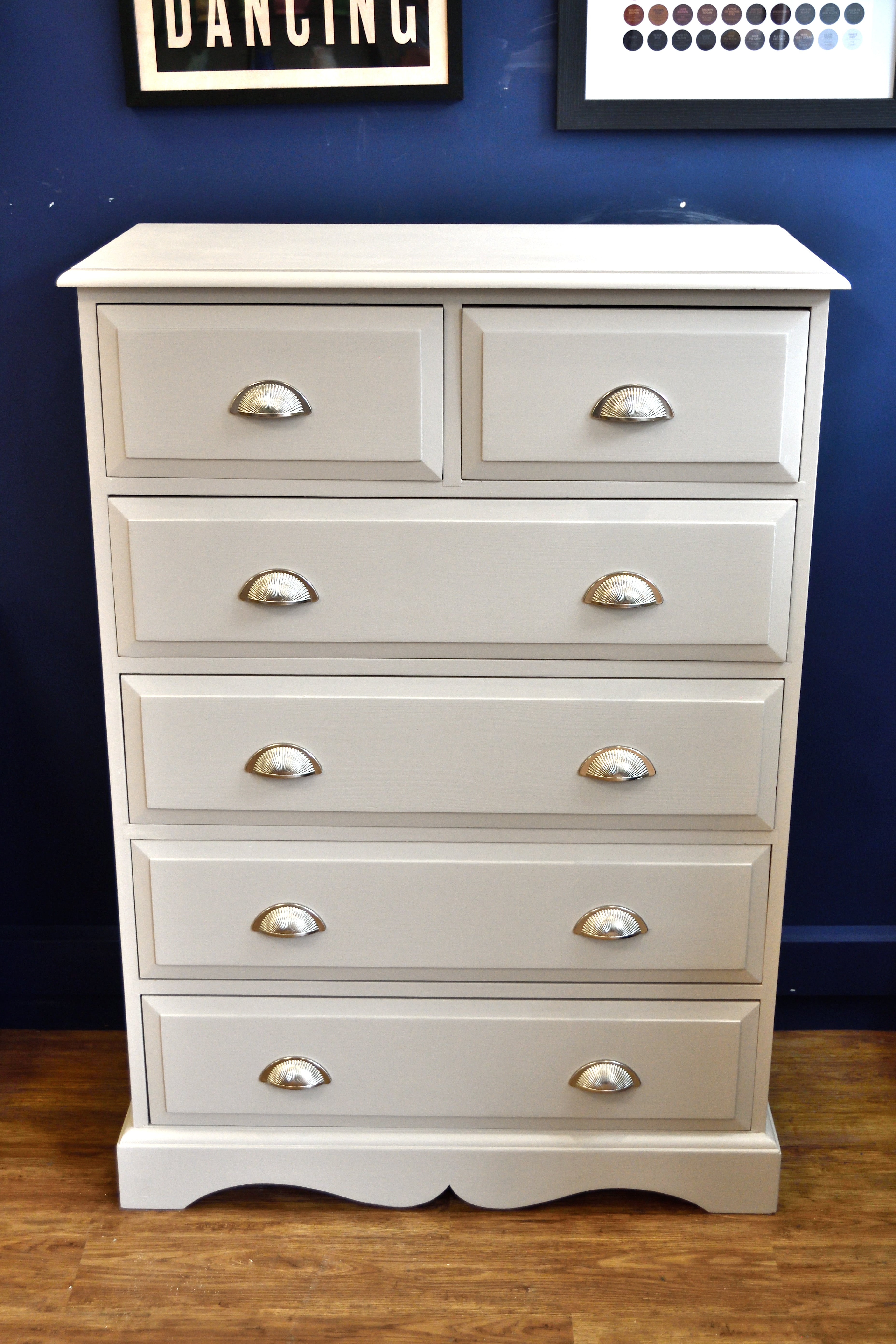 Pine Chest of Drawers