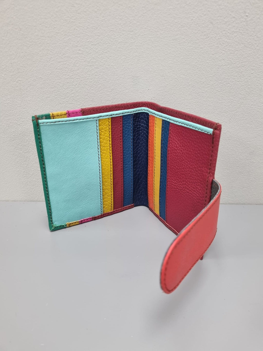 Kelly Wallet - Bright Red