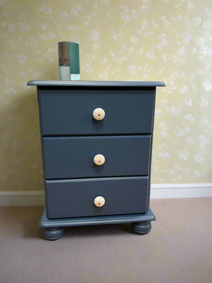 Pine Bedside Chest