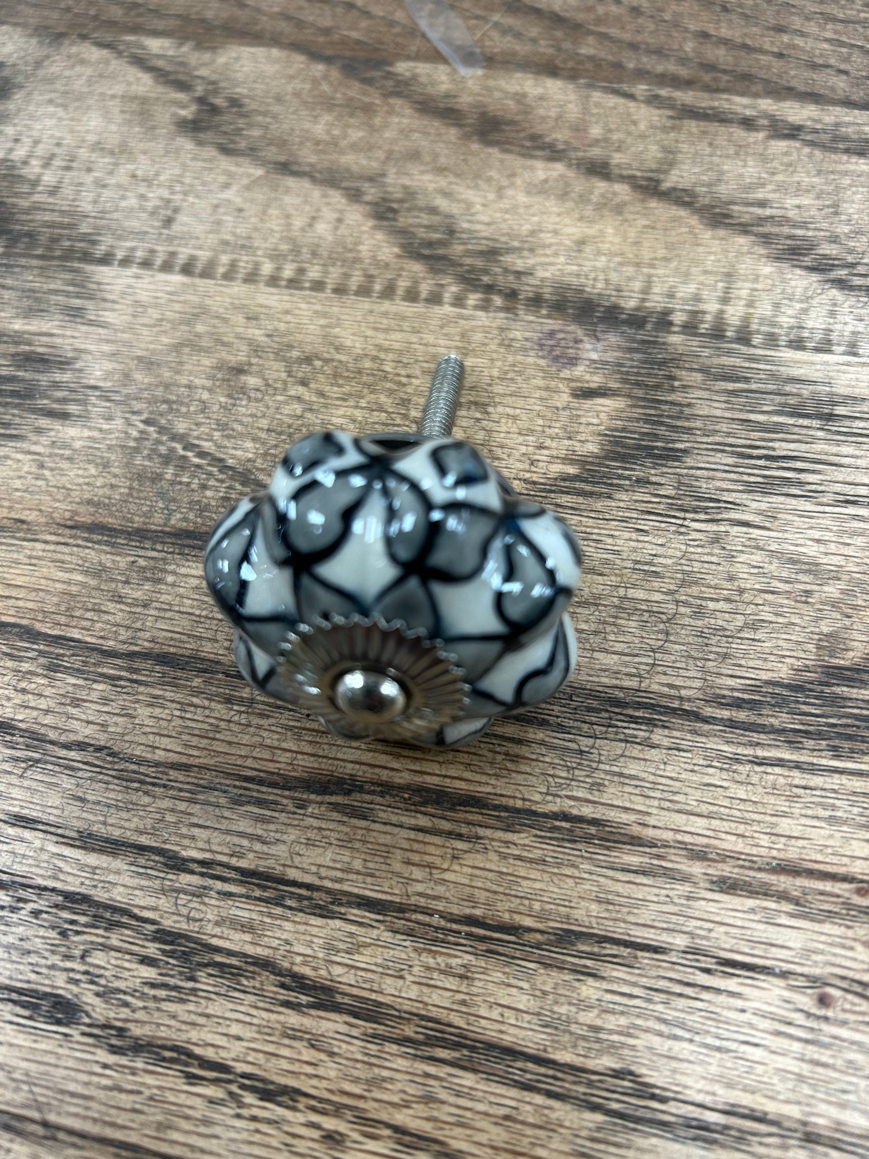 Grey Flower Knob