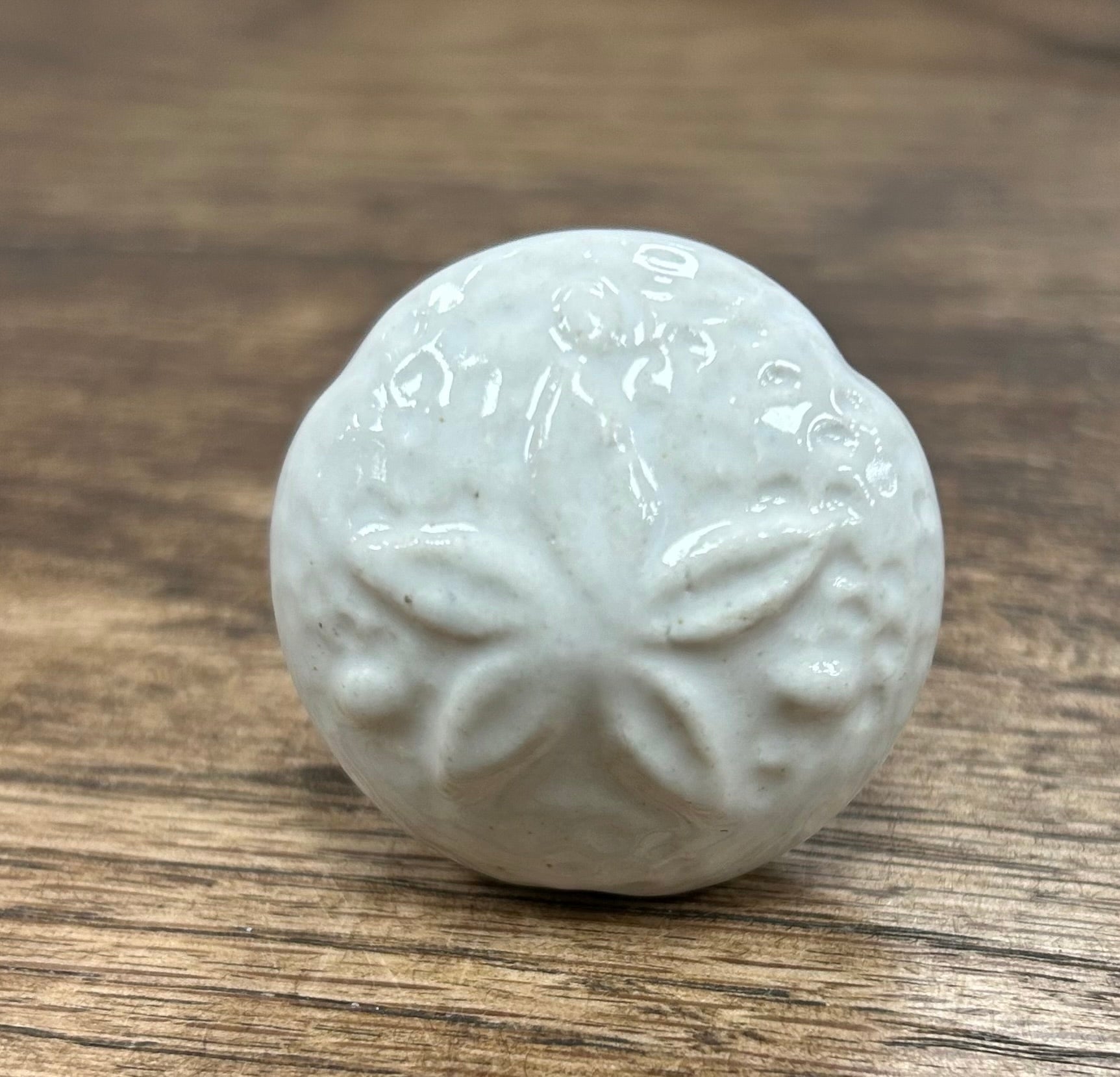 White Embossed Flower Knob