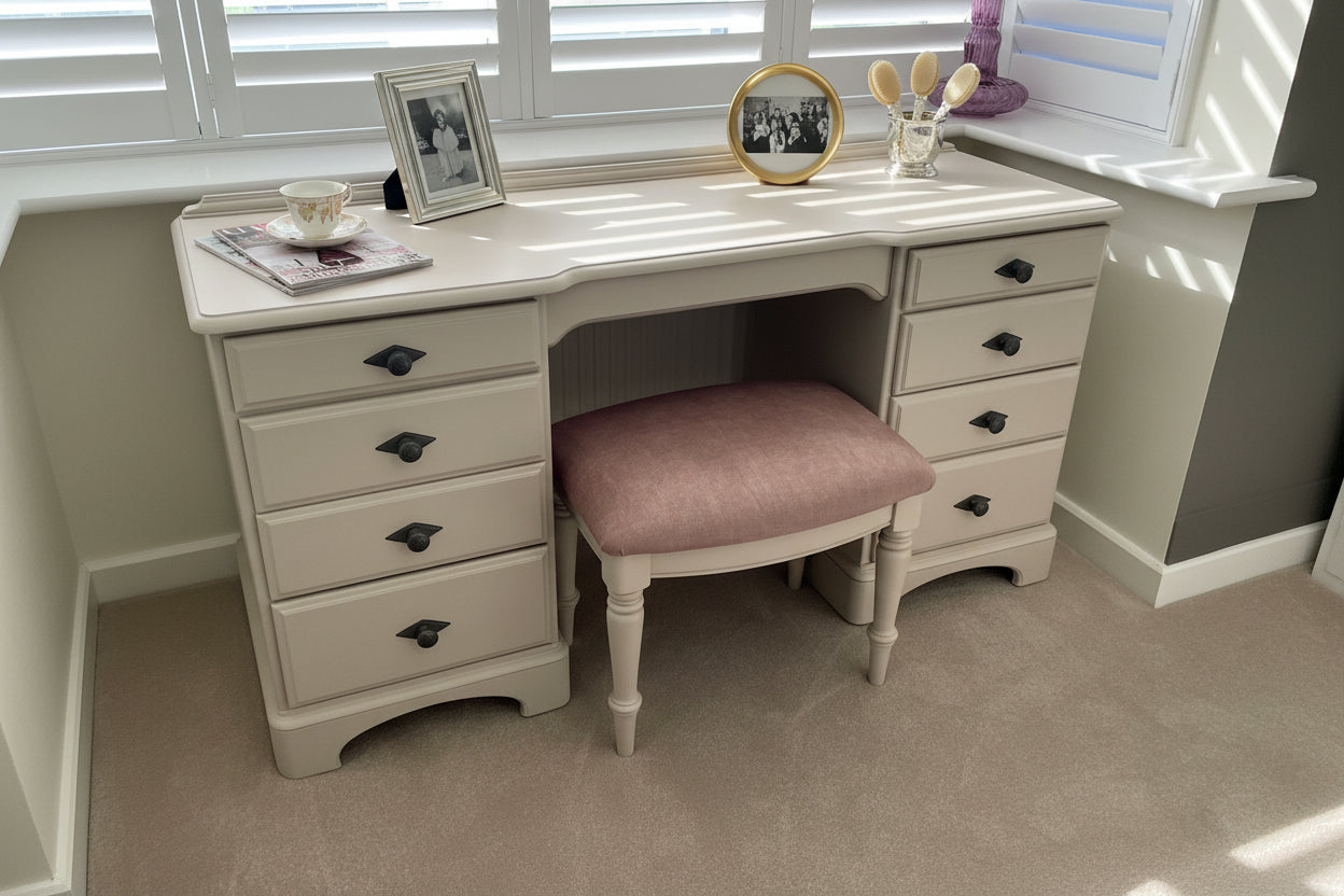 Ducal Pine Dressing Table & Stool