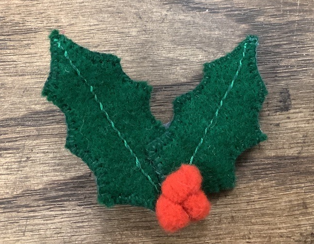 Double Holly Leaf Brooch