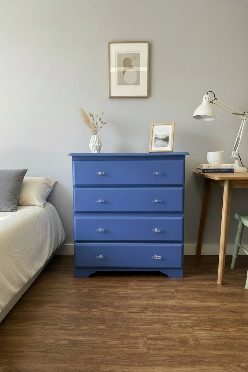 Pine Chest of Drawers
