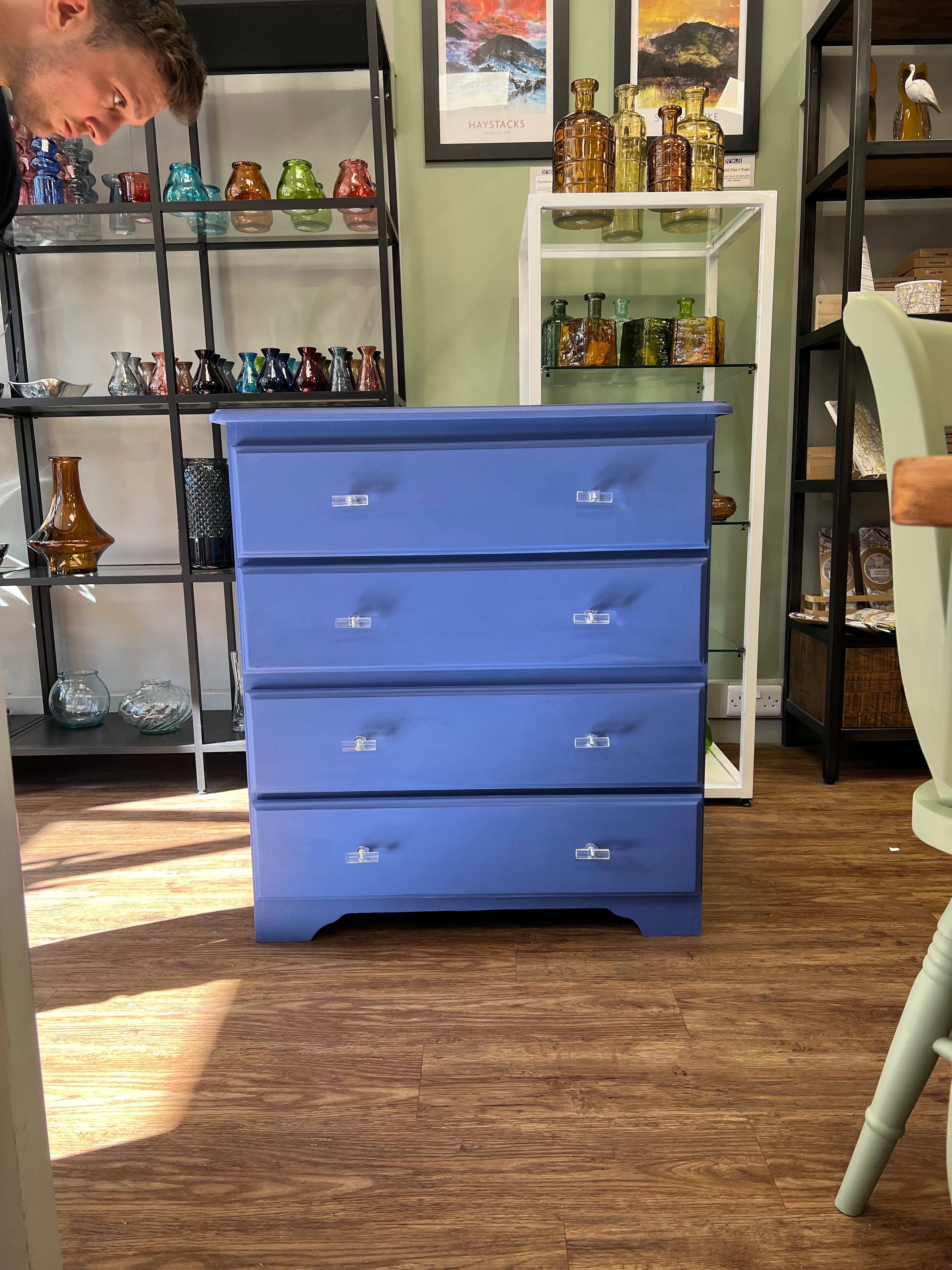 Pine Chest of Drawers