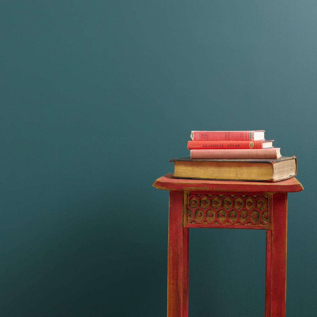 Stirling - Peel & Stick Paint Sample