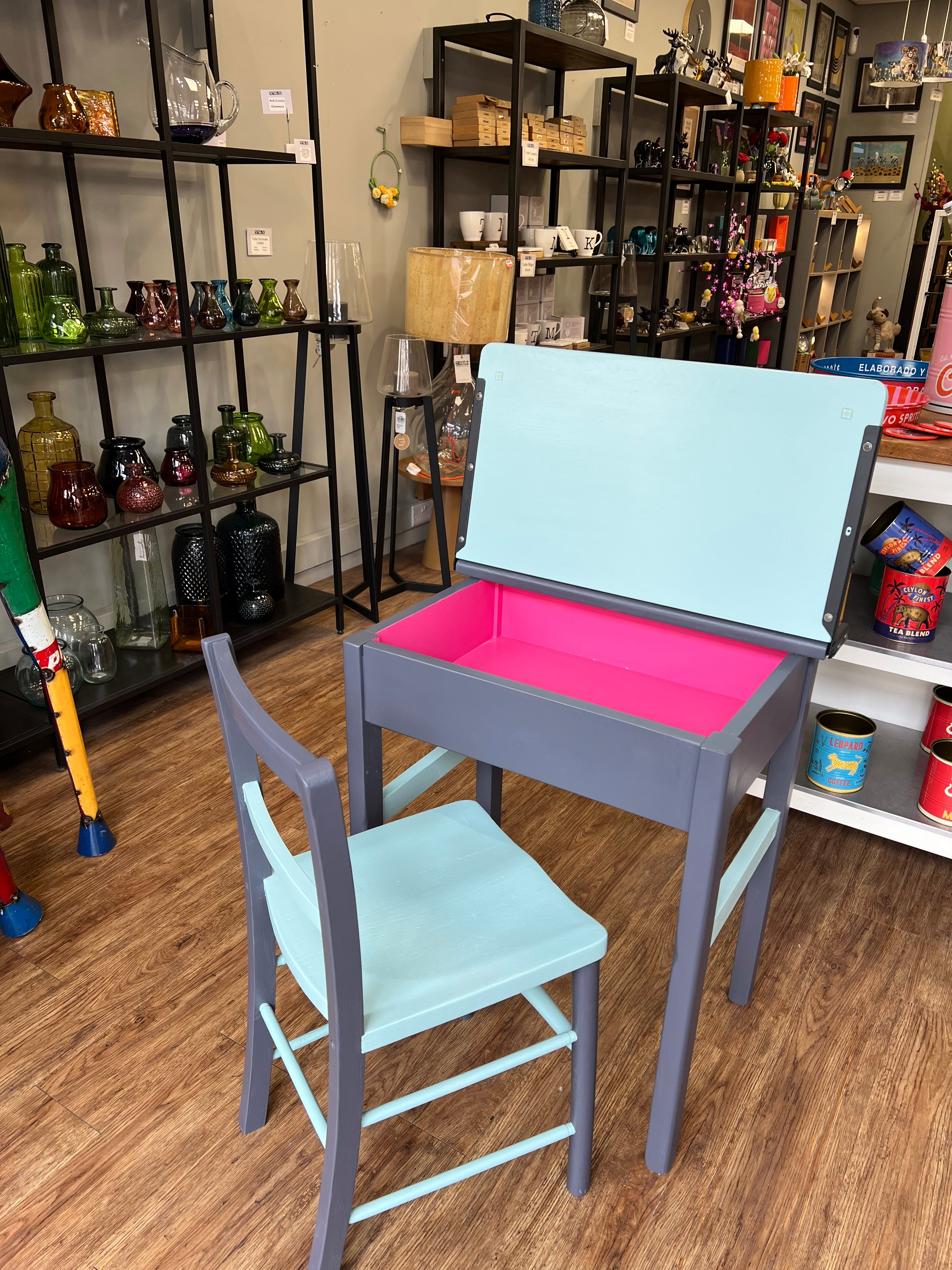 Childs Desk & Chair