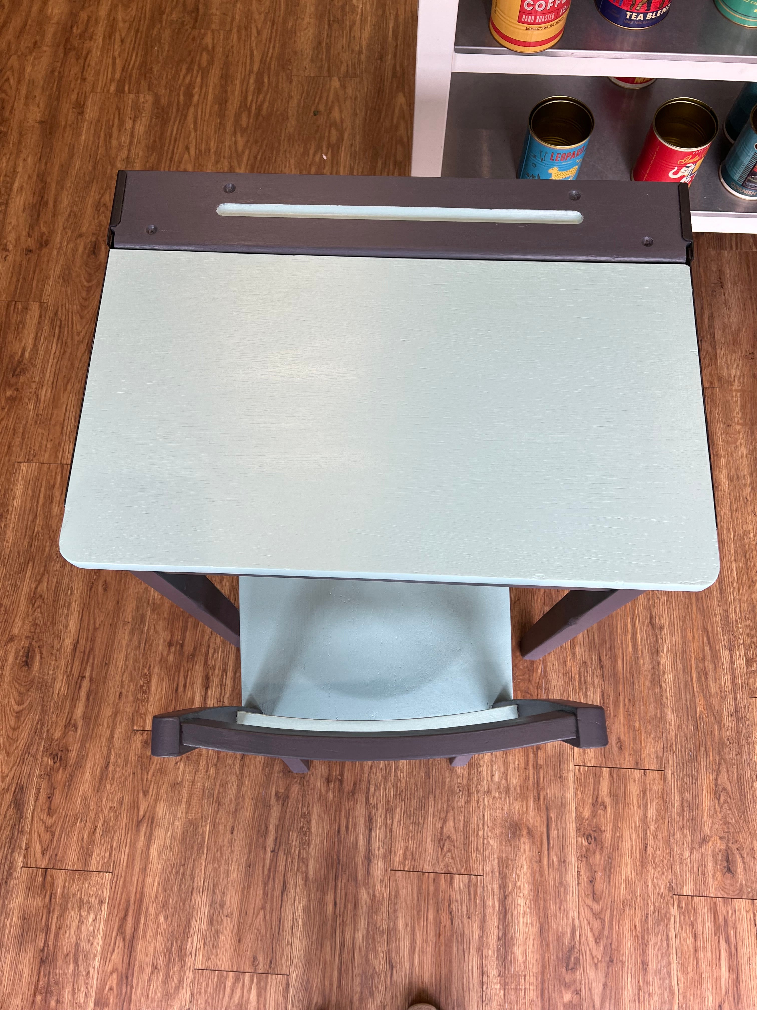 Childs Desk & Chair
