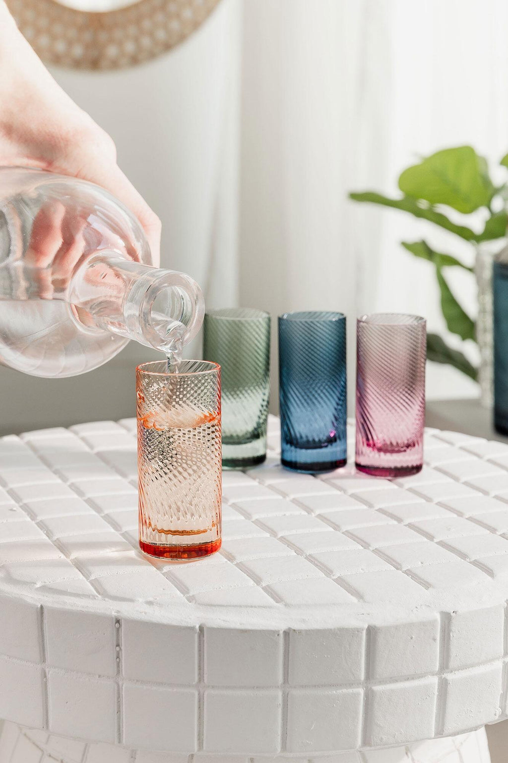 Twist Coloured Shot Glasses – Set of 4