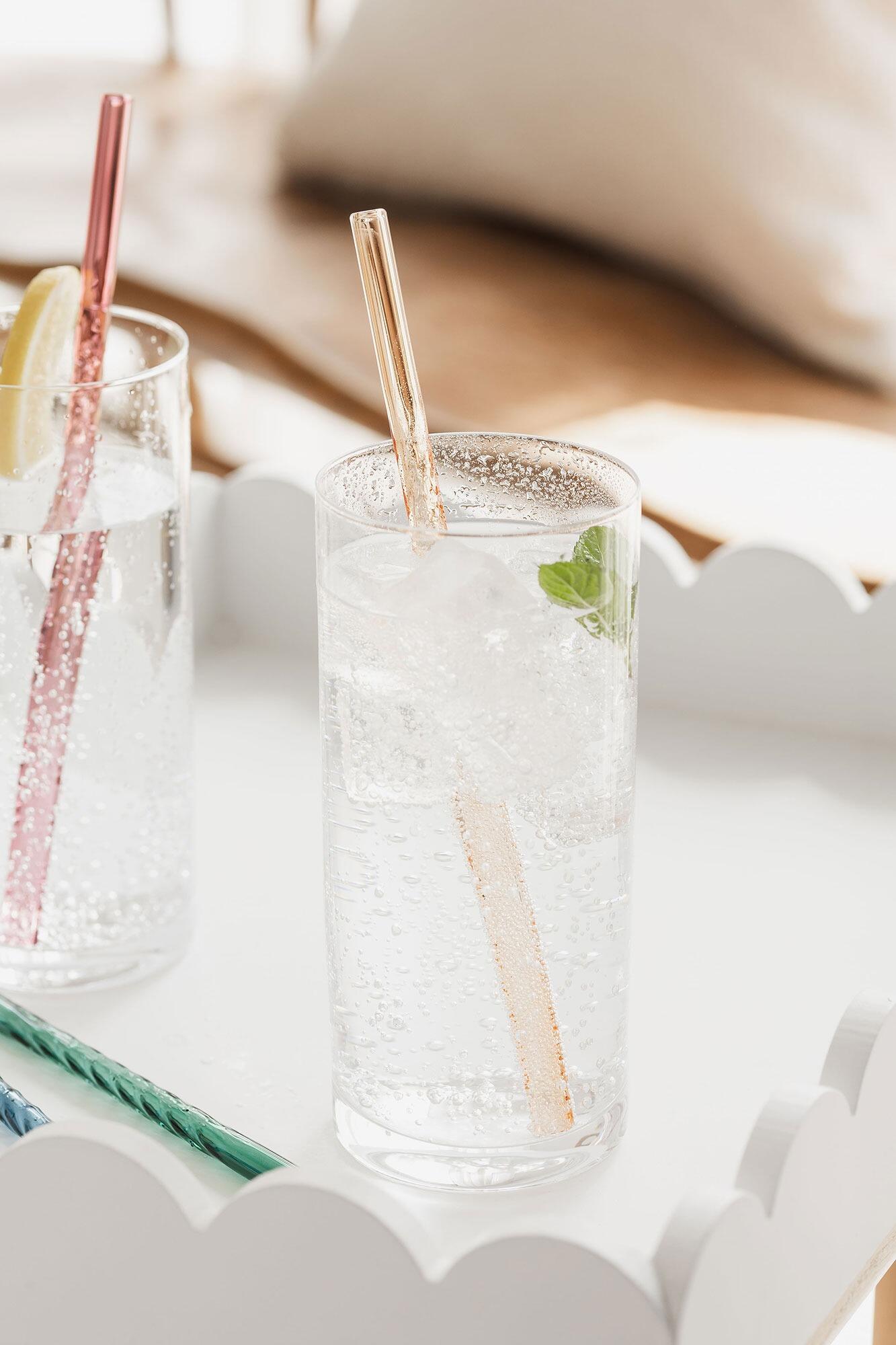 Twist Glass Straws and Cleaning Brush – Set of 4