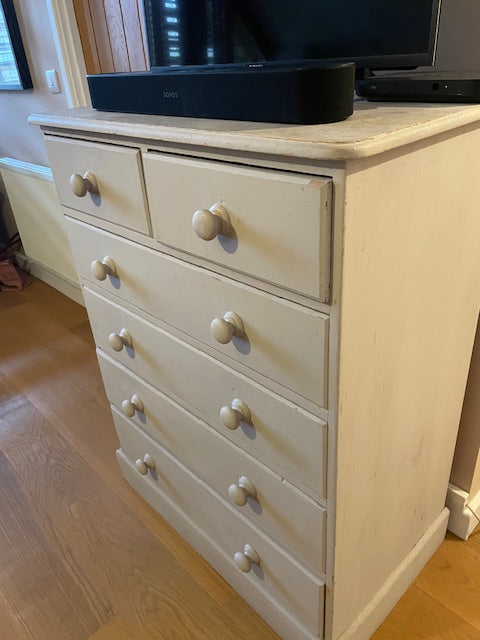 Pine Chest of Drawers