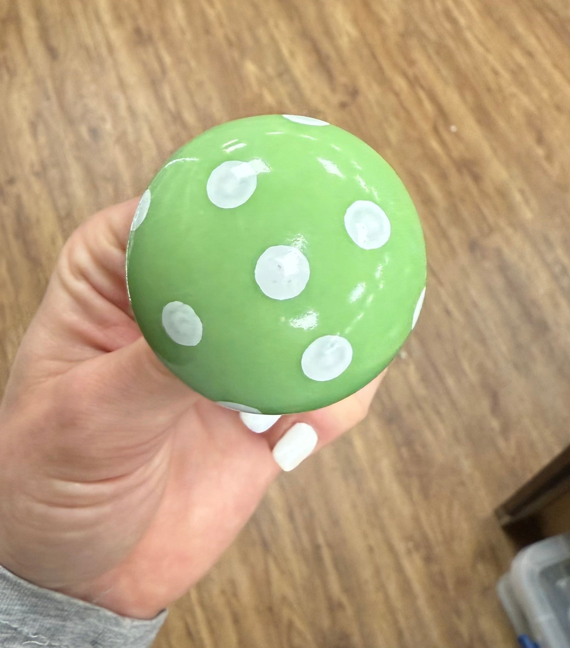 Pale Green with White Dots Knob