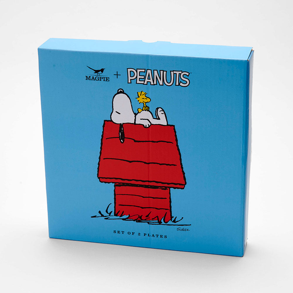 Pair Of Peanuts Snoopy Plates