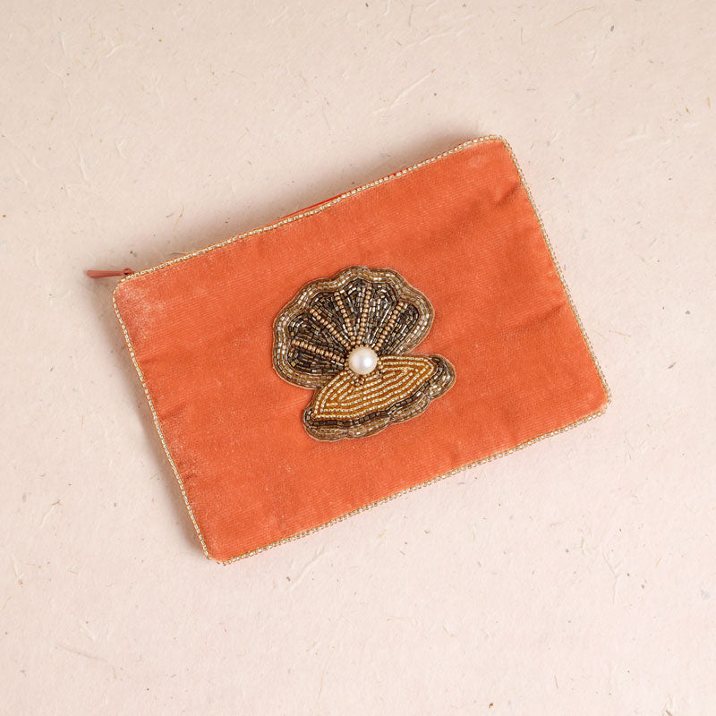 Gold Clam Beaded Coin Purse
