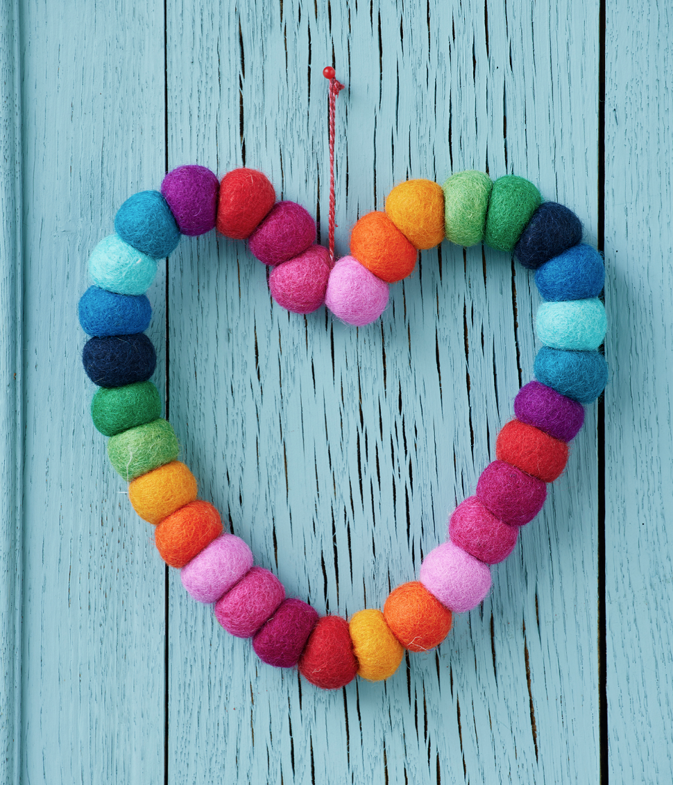 Chunky Rainbow Heart Wreath