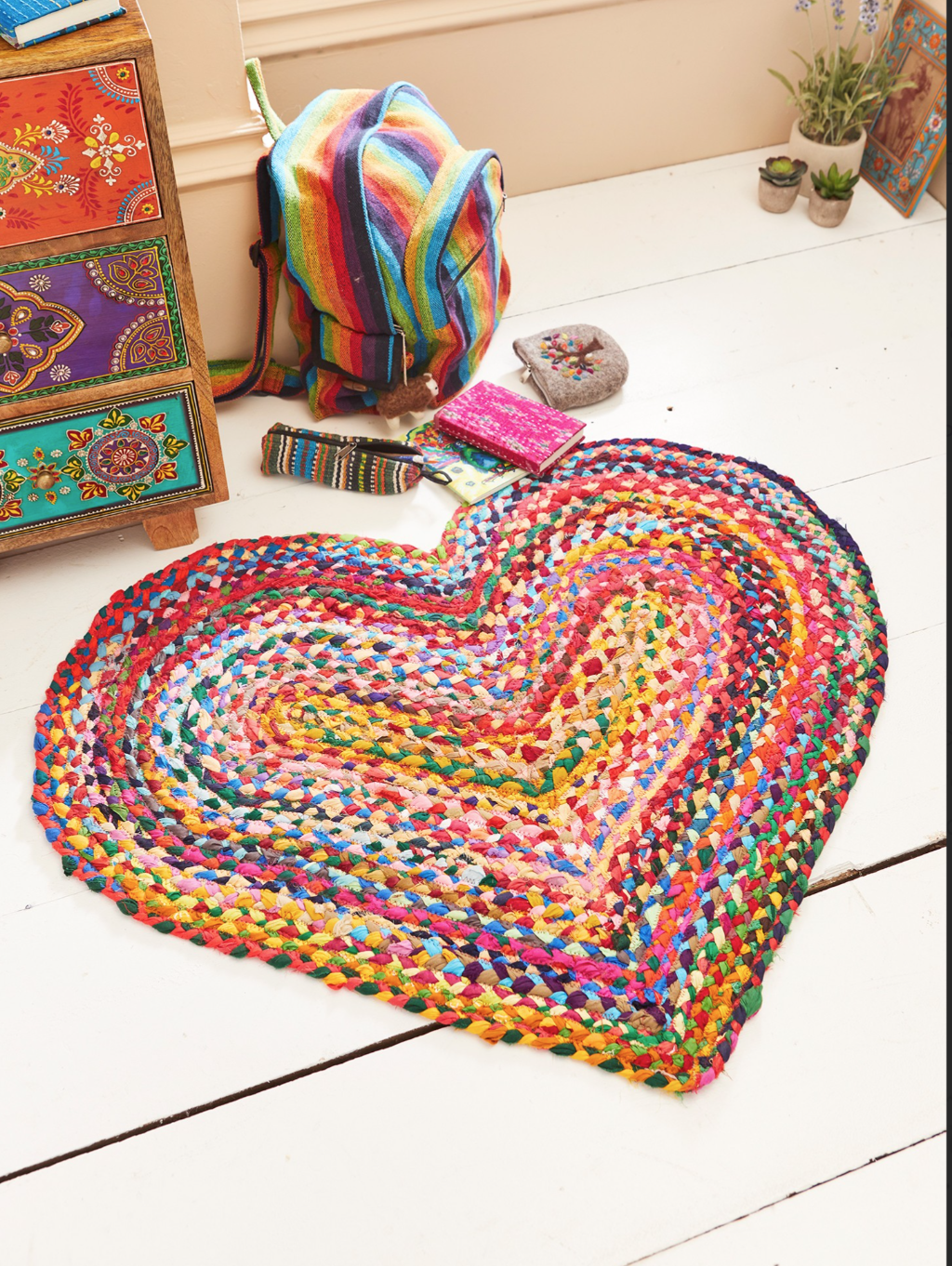 Recycled Cotton Braided Heart Shaped Rug