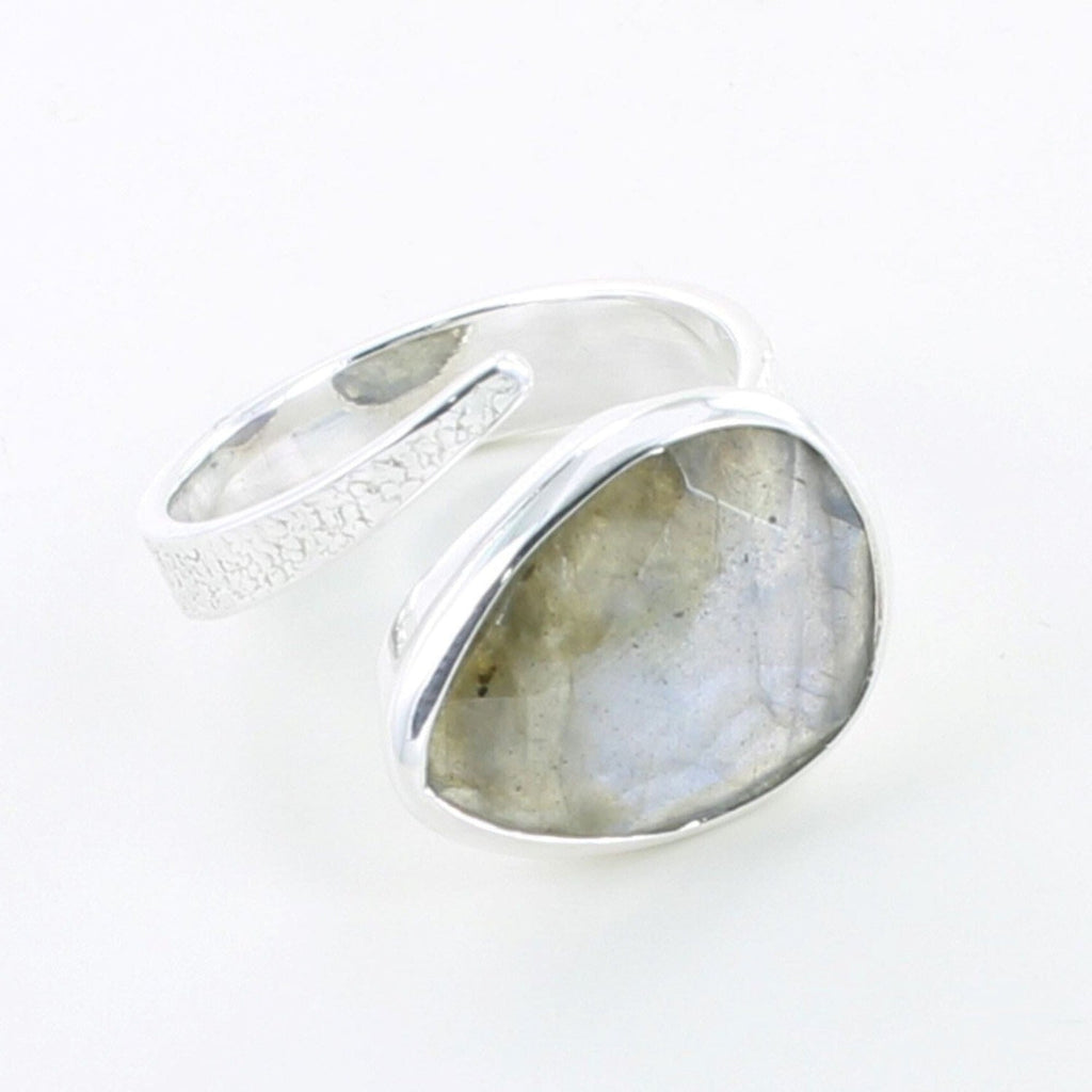 Labradorite Maharani Sterling Silver Ring