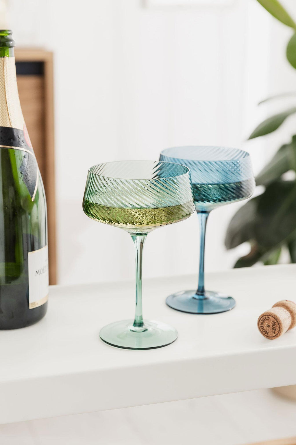 Twist Champagne Coupes – Set of 2 Blue/Green