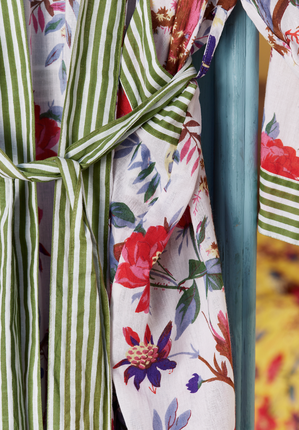 Cotton Dressing Gown - Bird Of Paradise White