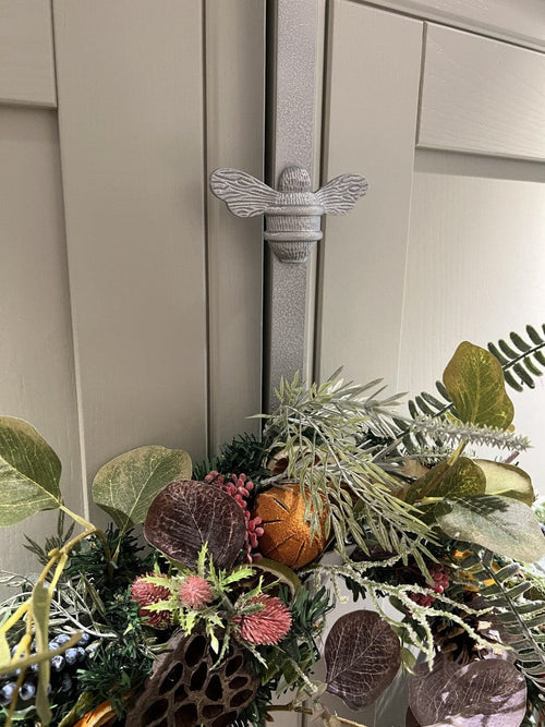 Bee Wreath Hanger