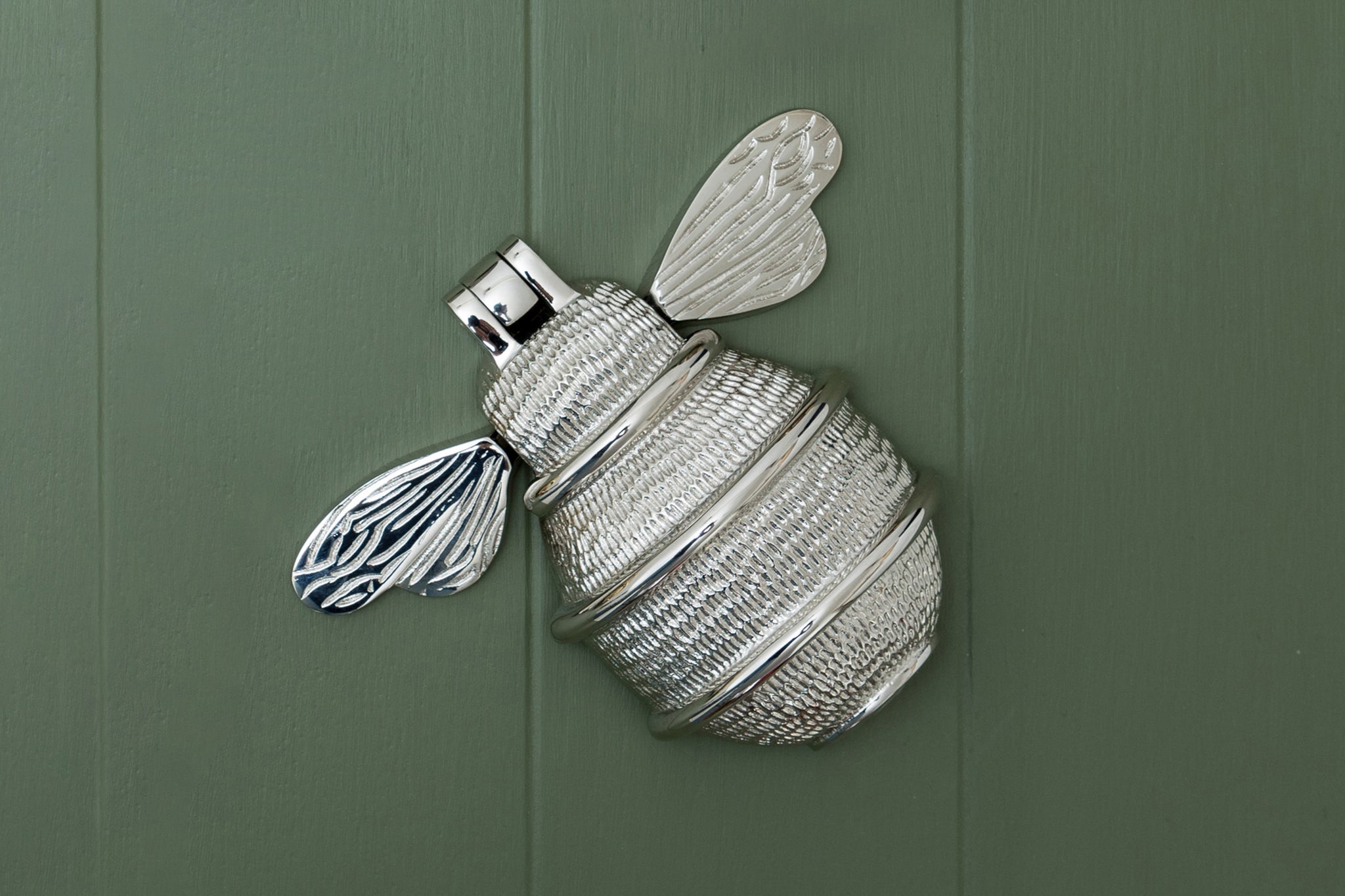 Queen Bee Door Knocker - Nickel