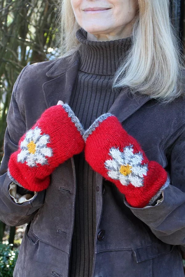 Daisy Handwarmer - Red